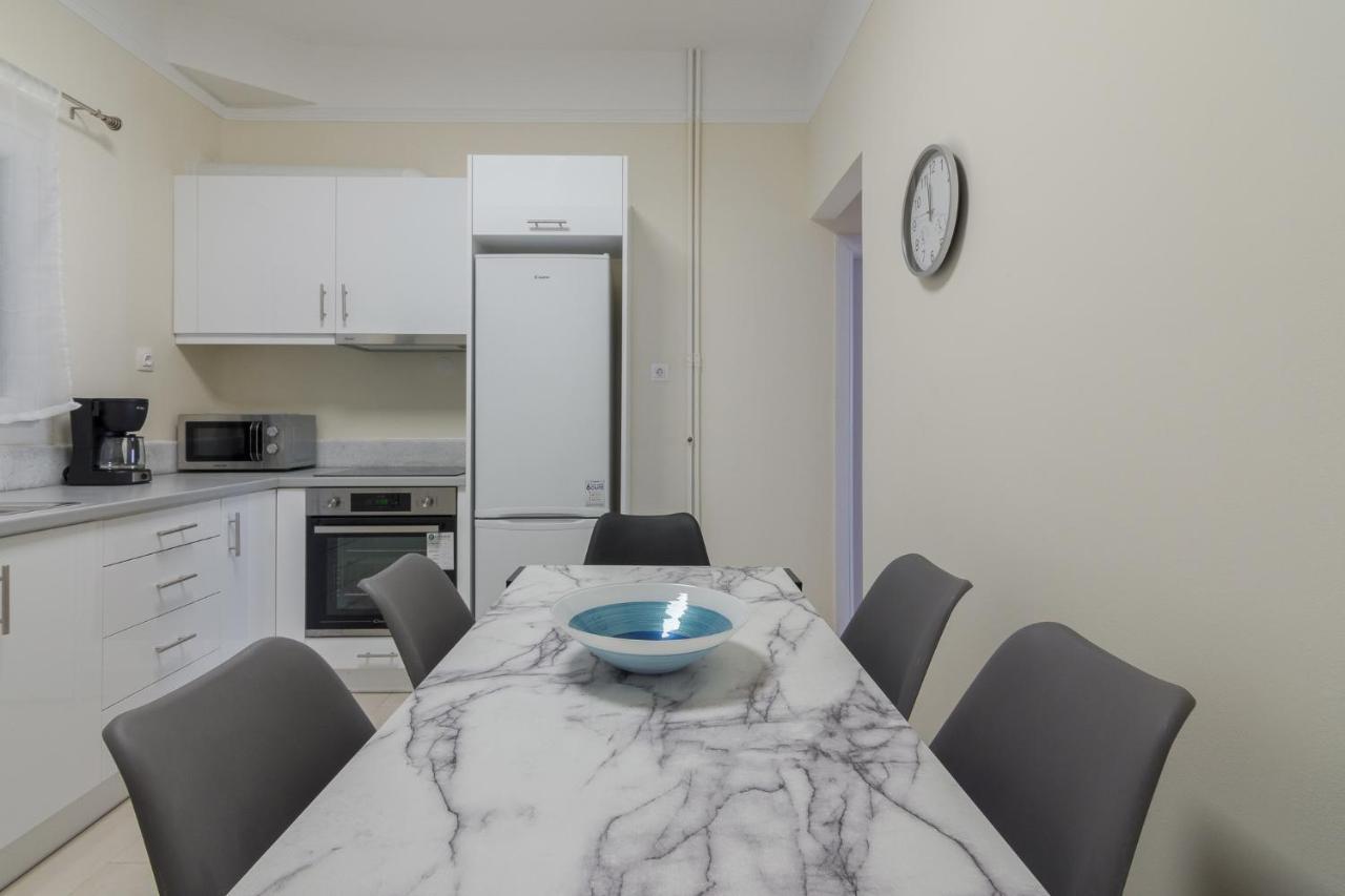Cozy Apartment In Pangrati Area! Atenas Exterior foto