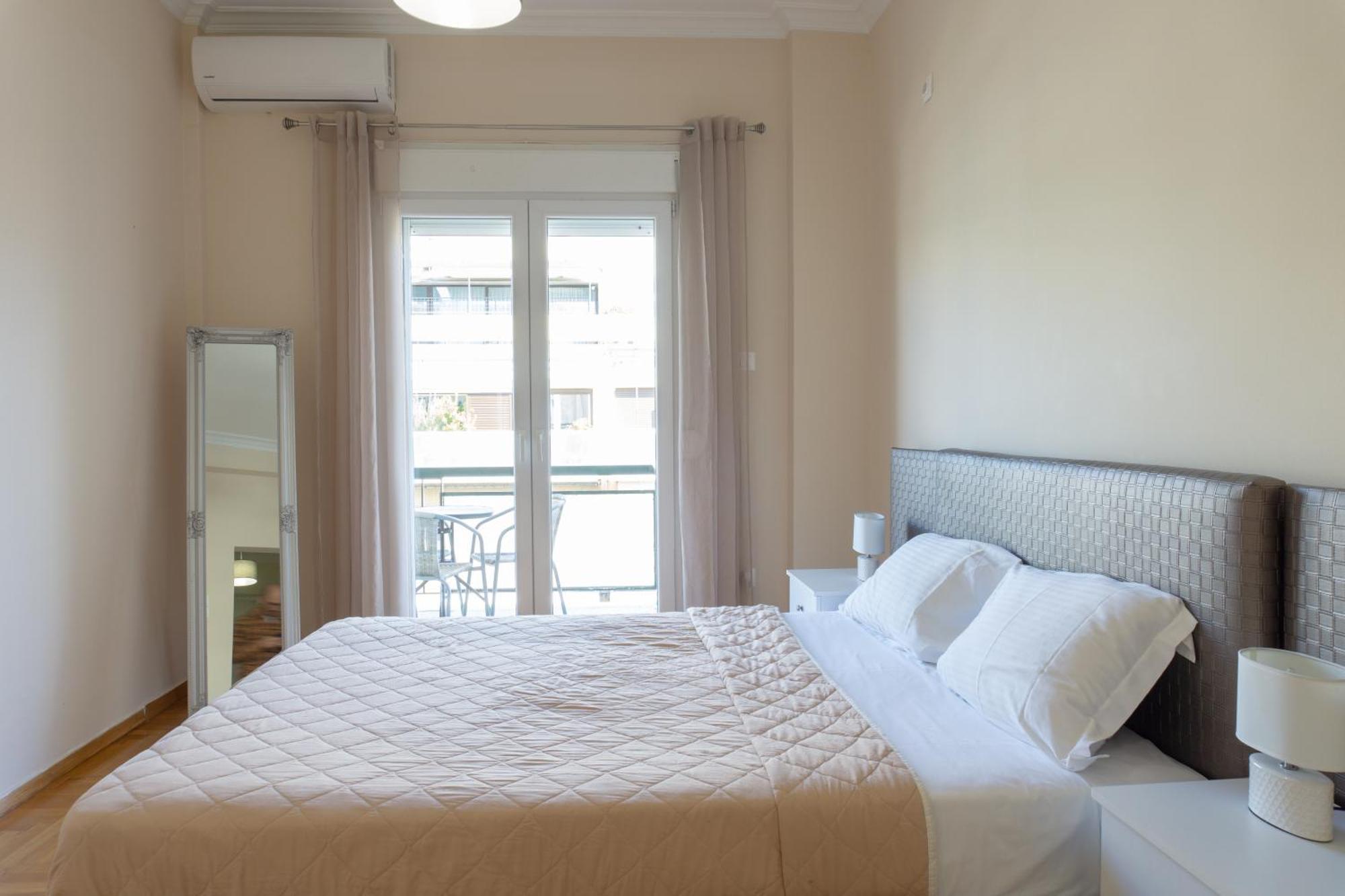 Cozy Apartment In Pangrati Area! Atenas Exterior foto